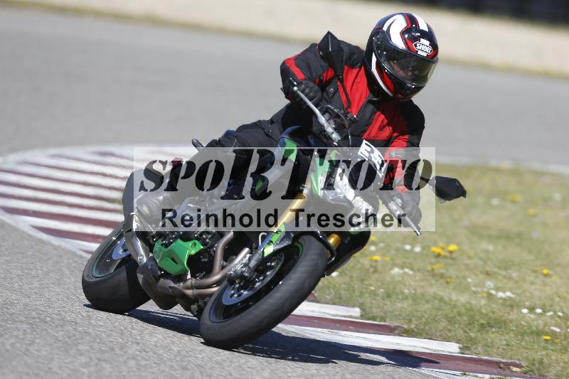 /05 07.04.2026 Cornu Master School ADR/Gruppe gruen/33